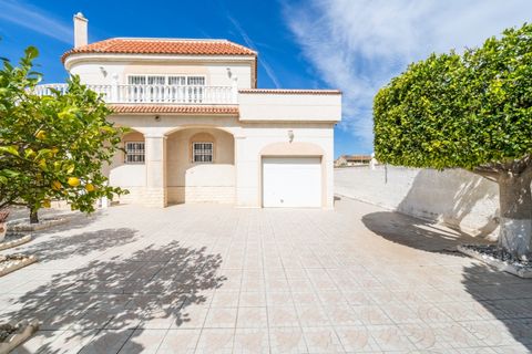 Villa i La Marina, Alicante, La Marina - € 495.000 | Ref: 5644VA - foto 36